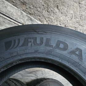 Гуми, снимка 9