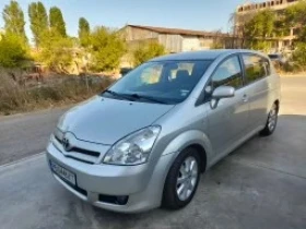 Обява за продажба на Toyota Corolla verso 2.2 d4-d  136 k.c и чип ~8 000 лв. - изображение 3