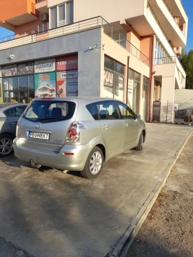 Обява за продажба на Toyota Corolla verso 2.2 d4-d  136 k.c и чип ~8 000 лв. - изображение 6