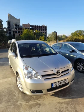 Обява за продажба на Toyota Corolla verso 2.2 d4-d  136 k.c и чип ~8 000 лв. - изображение 5