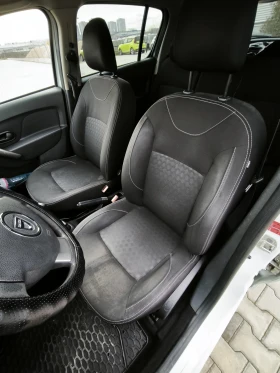 Dacia Sandero 1.2, снимка 7 - Автомобили и джипове - 53173972