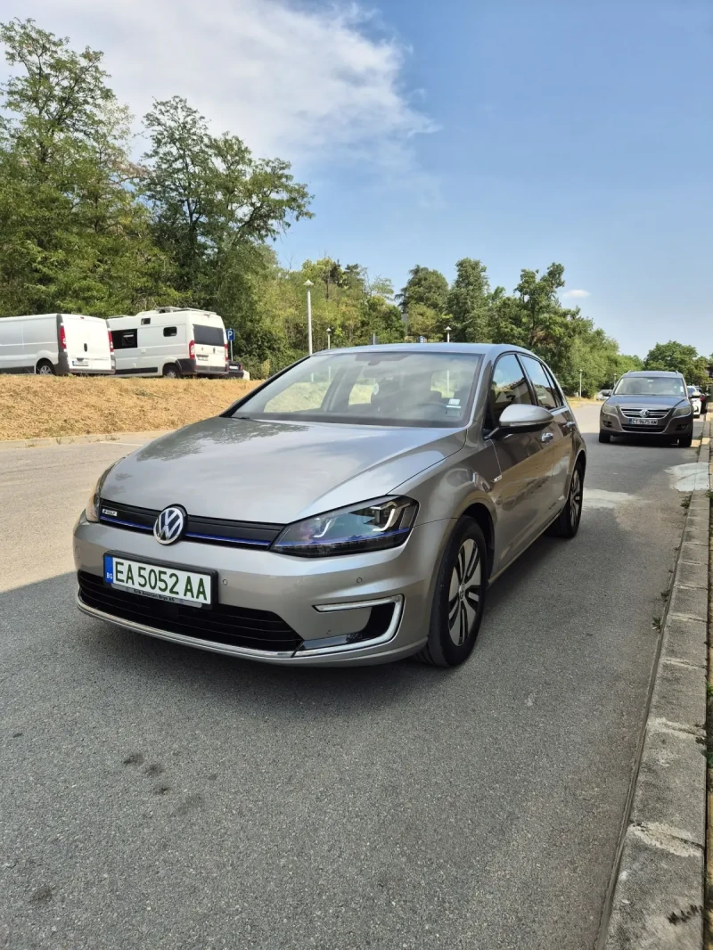 VW Golf Е-GOLF DISTRONIC , снимка 1 - Автомобили и джипове - 47648738