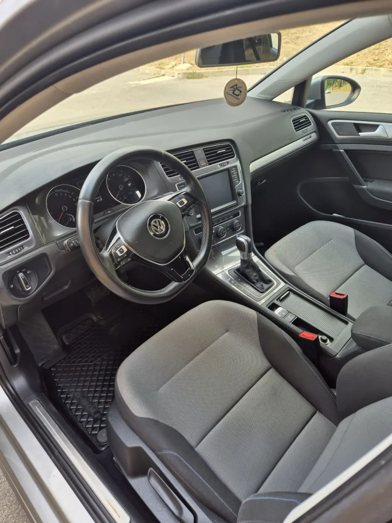 VW Golf Е-GOLF DISTRONIC , снимка 7 - Автомобили и джипове - 47559669