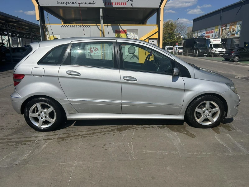 Mercedes-Benz B 180, снимка 5 - Автомобили и джипове - 47357617