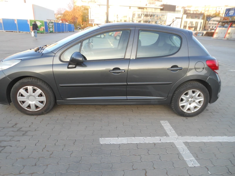 Peugeot 207 1, 6, снимка 2 - Автомобили и джипове - 47829354