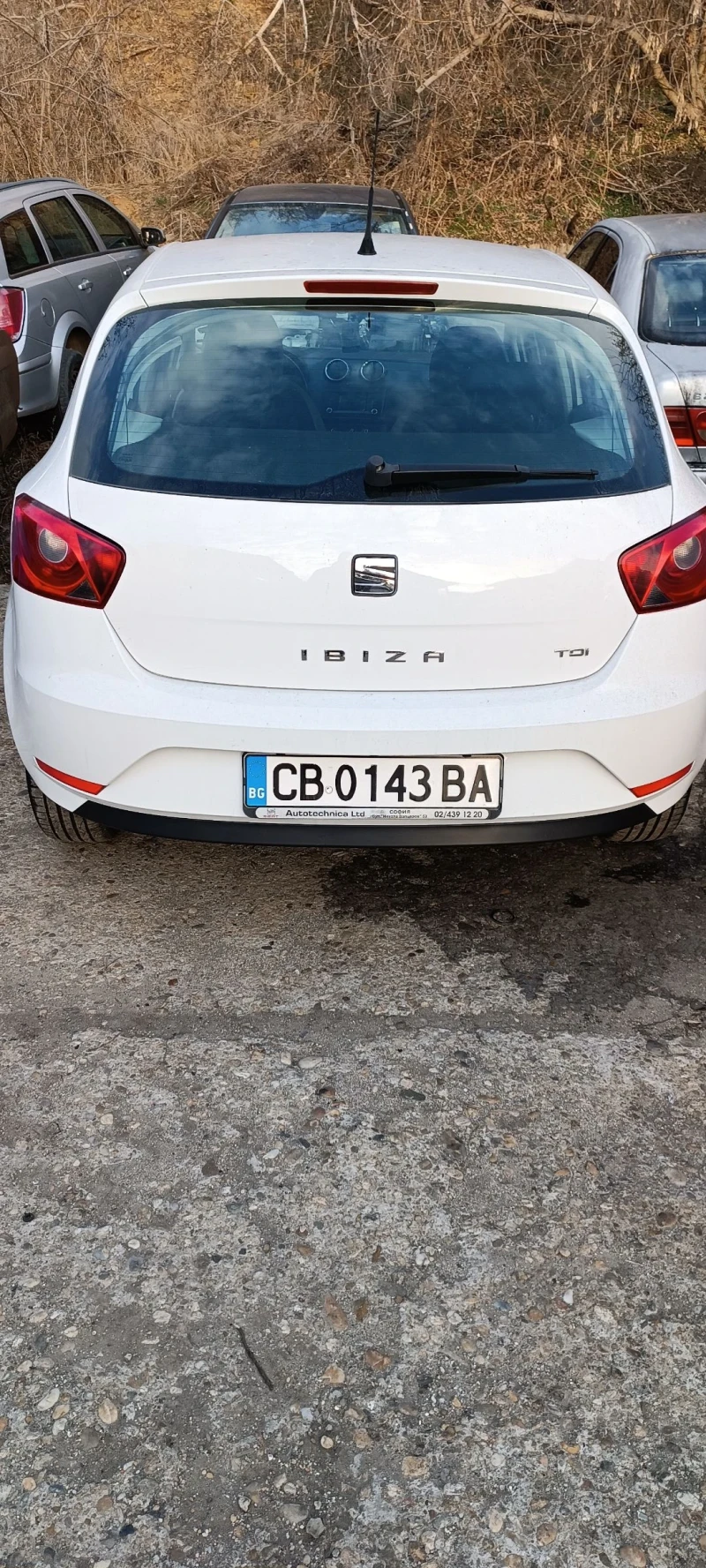 Seat Ibiza 1.4tdi, снимка 2 - Автомобили и джипове - 48772463