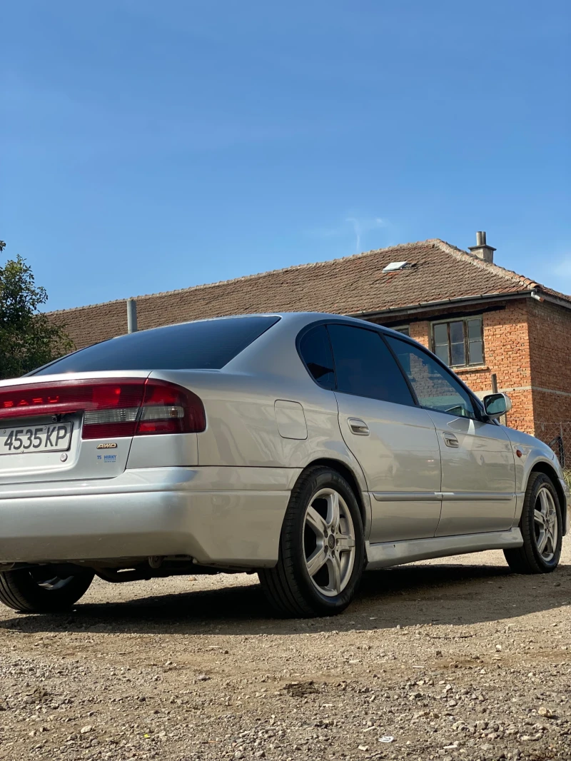 Subaru Legacy 2.5 LIMITED , снимка 4 - Автомобили и джипове - 49233544