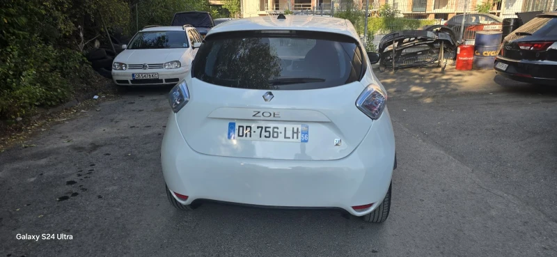Renault Zoe, снимка 5 - Автомобили и джипове - 52251397