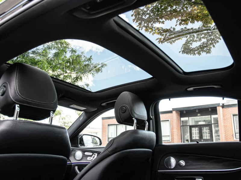 Mercedes-Benz E 450 2019 Mercedes-Benz E-Class E 450 4MATIC Sedan AWD, снимка 16 - Автомобили и джипове - 53138435