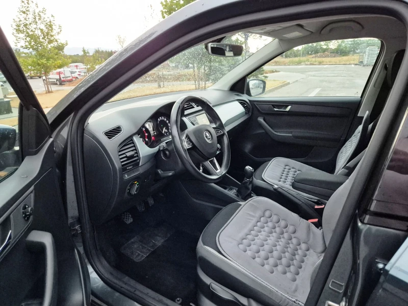 Skoda Fabia 1.2 TSI , снимка 9 - Автомобили и джипове - 53467421