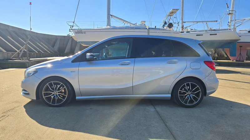 Mercedes-Benz B 200 B200CDI, снимка 8 - Автомобили и джипове - 53475881