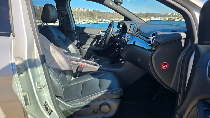 Mercedes-Benz B 200 B200CDI, снимка 10 - Автомобили и джипове - 53475881