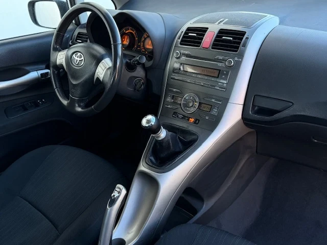 Toyota Auris 2.0D4D-125 | Mobile.bg   13