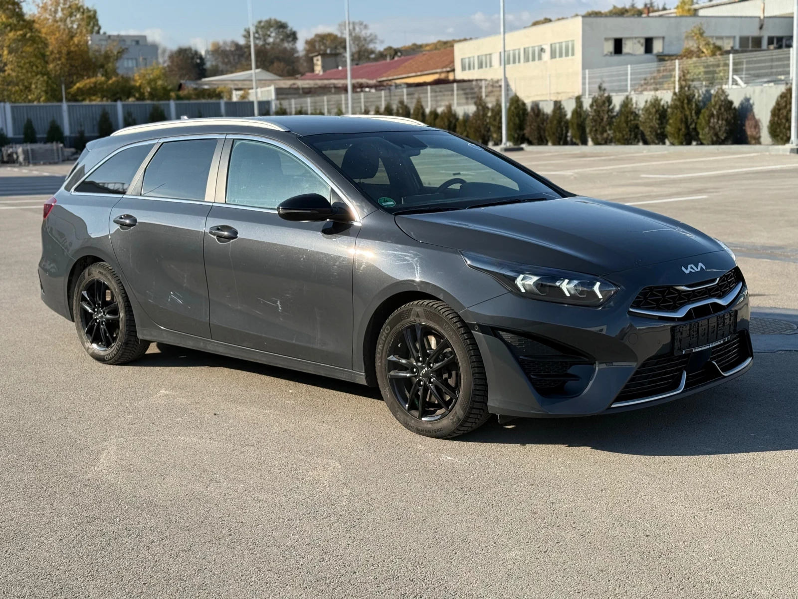 Kia Ceed SW 1.5 T-GDI MHEV 7AT GT-LINE - изображение 3