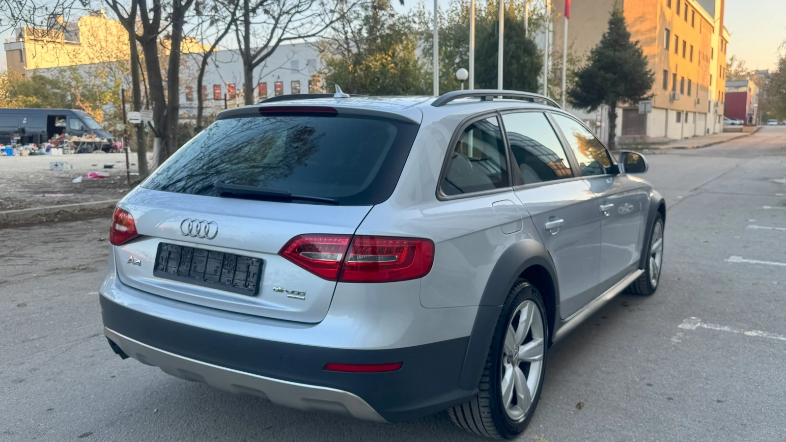 Audi A4 Allroad 2.0 TDI Quattro - изображение 4