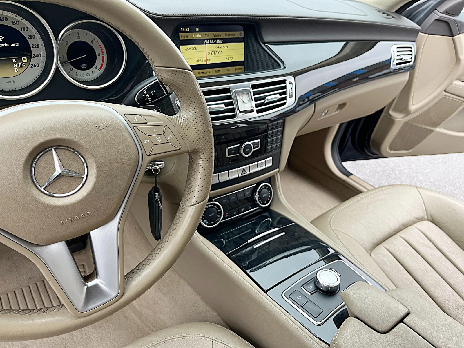 Mercedes-Benz CLS 350 4x4-LED-BIXENON-MONITORI-DVD-NAVI-4MATIC-GERMANIA! | Mobile.bg — изображение 11