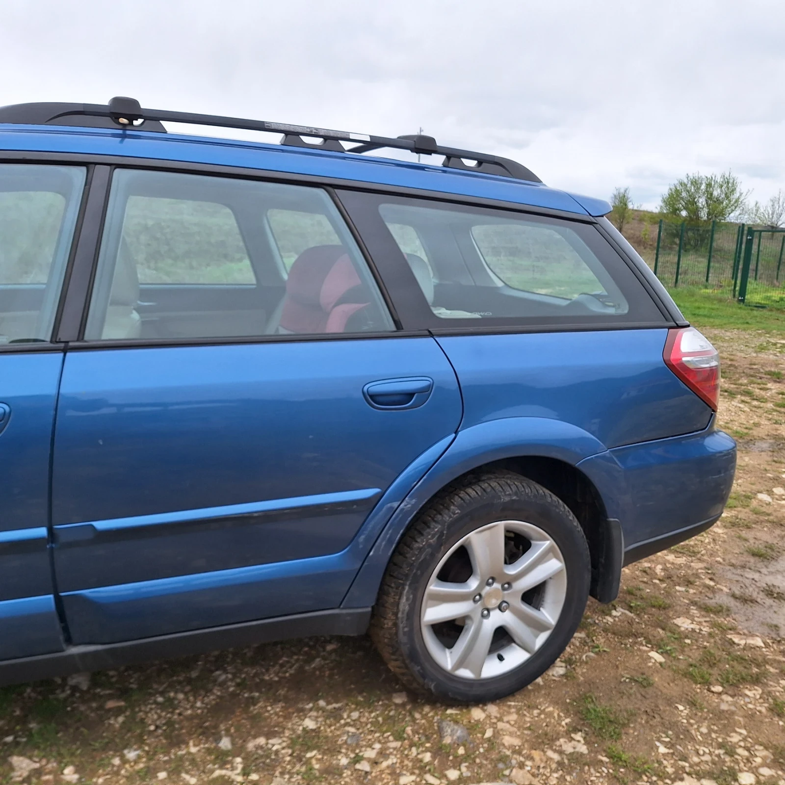 Subaru Outback 2.5 бензин + газ - изображение 2