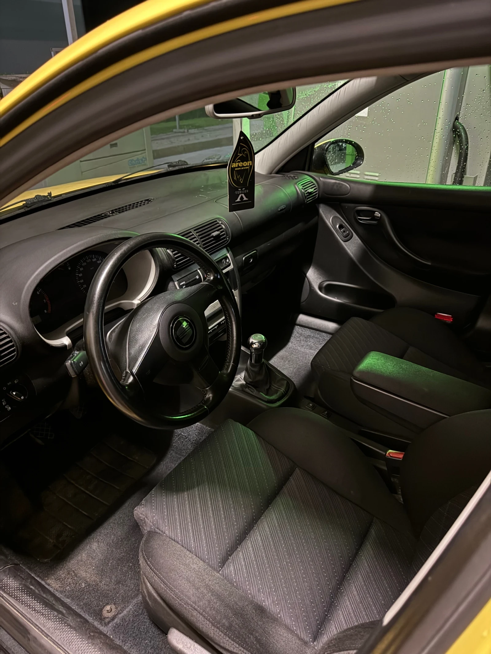Seat Leon 1.6 BENZIN/GAZ  - изображение 8