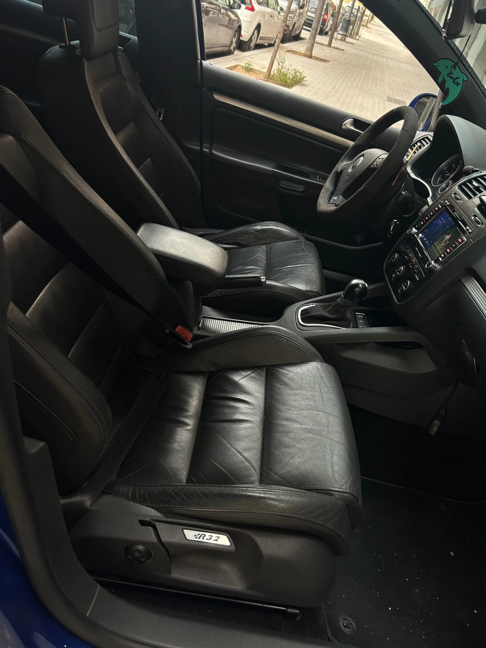 VW Golf R32 Автоматик 4х4 ТОП СЪСТОЯНИЕ - изображение 8