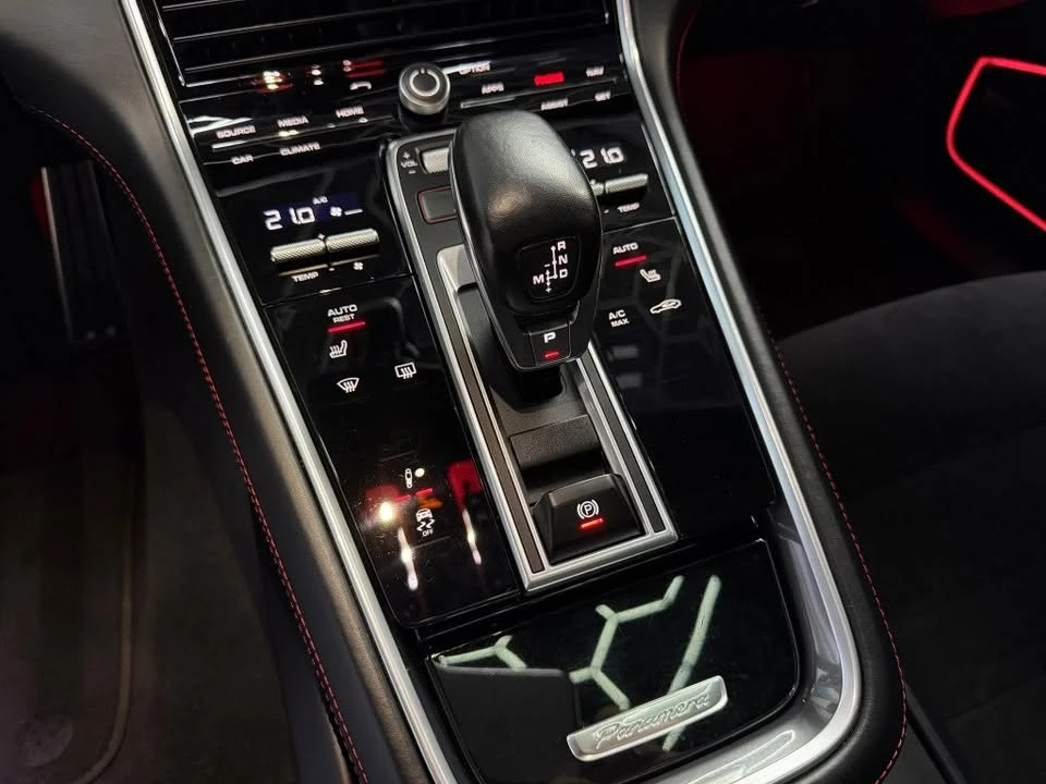 Porsche Panamera * GTS* С РЕГИСТРАЦИЯ&АВТО КРЕДИТ - изображение 9