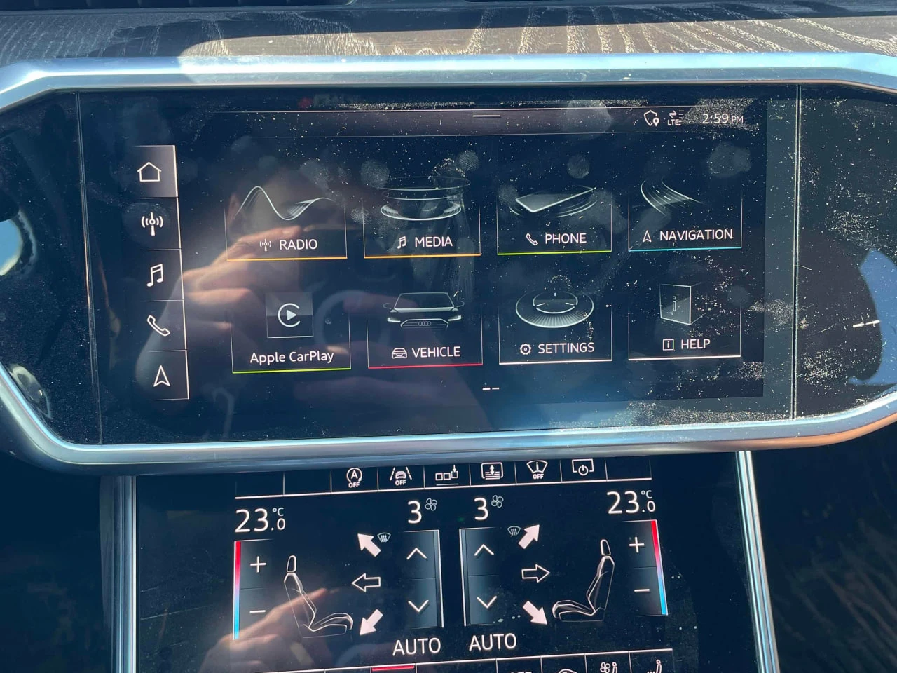 Audi A6 * АВТО КРЕДИТ* ЦЕНА ДО БГ * СЕРВИЗНА ИСТОРИЯ * , снимка 10 - Автомобили и джипове - 53814450