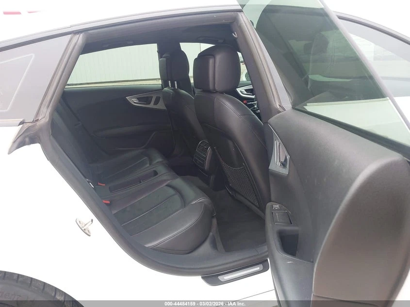 Audi A7 3.0L V-6 DI, DOHC, VVT, SUPERCHARGER, 310HP All, снимка 8 - Автомобили и джипове - 53864473