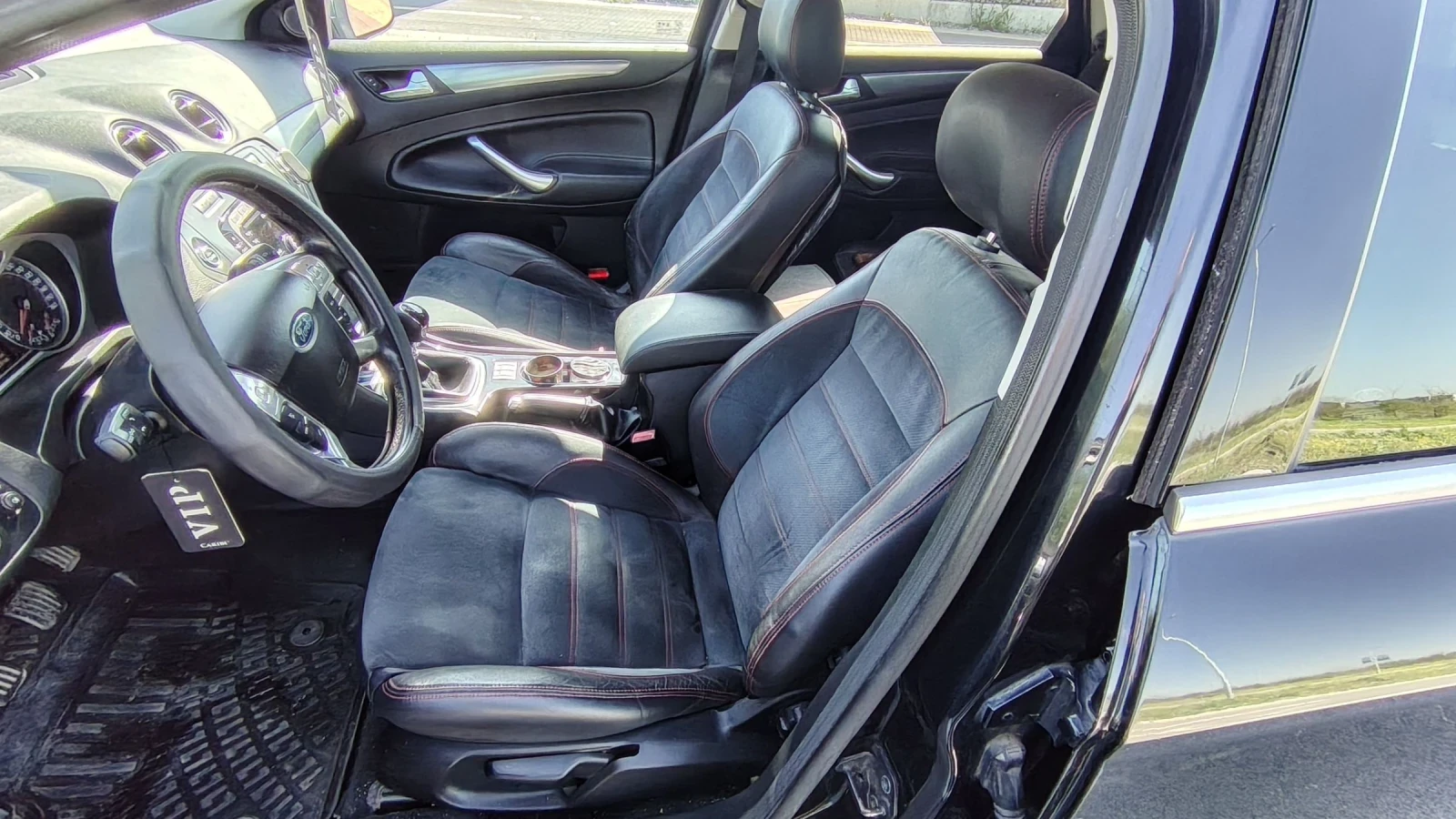 Ford Mondeo 2.0TDCI, снимка 9 - Автомобили и джипове - 54332635