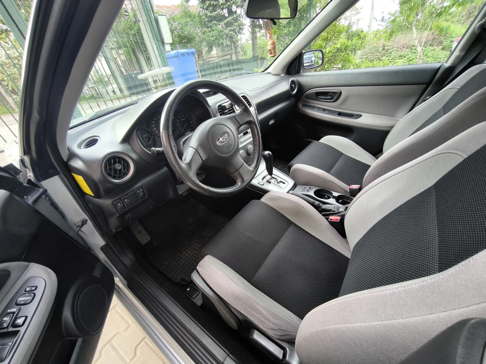 Subaru Impreza 2.0R, снимка 5 - Автомобили и джипове - 54494374