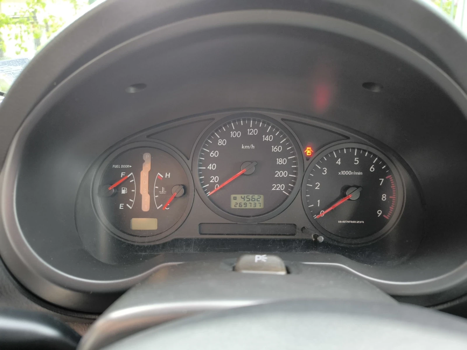 Subaru Impreza 2.0R, снимка 7 - Автомобили и джипове - 54494374