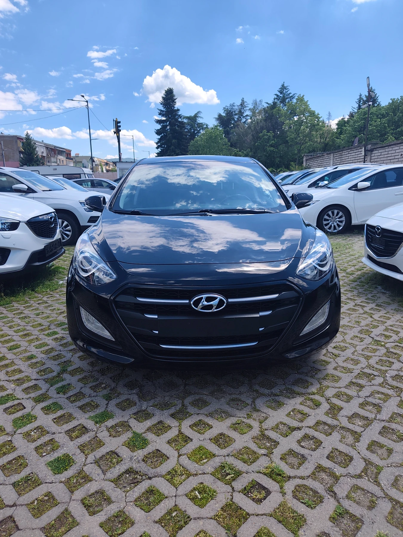 Hyundai I30 1.6 facelift , снимка 16 - Автомобили и джипове - 54687924