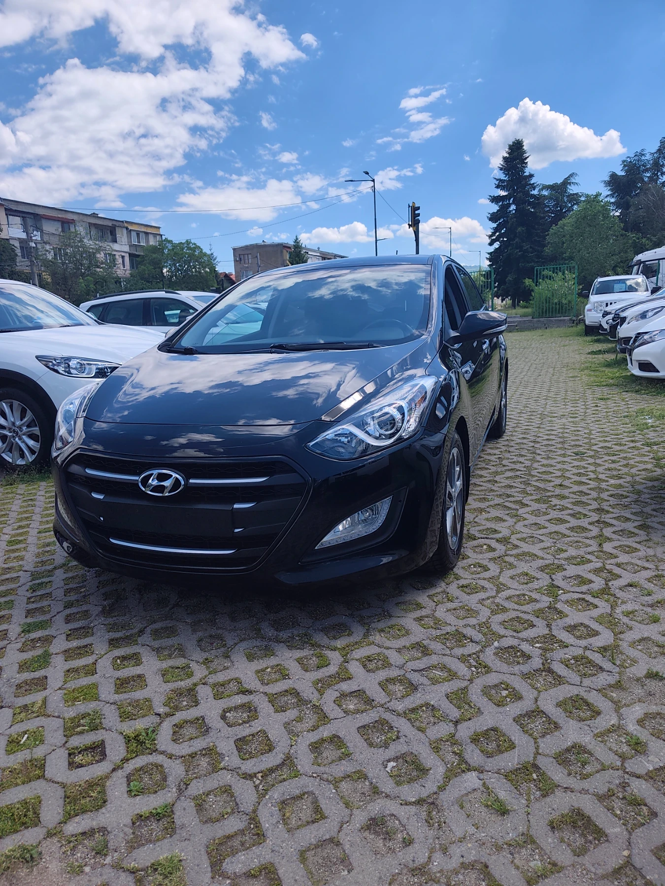 Hyundai I30 1.6 facelift , снимка 10 - Автомобили и джипове - 54687924