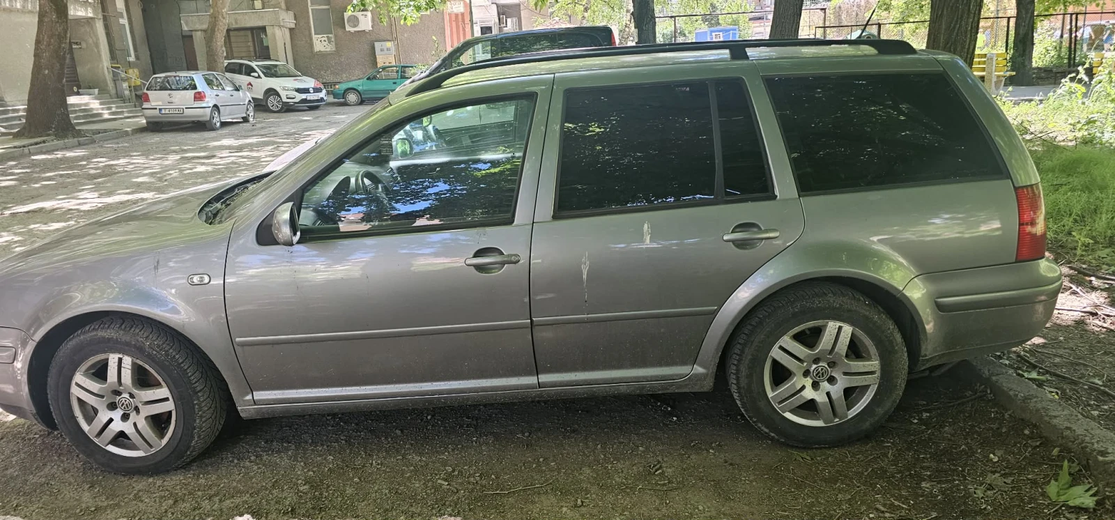 VW Golf, снимка 10 - Автомобили и джипове - 54808060
