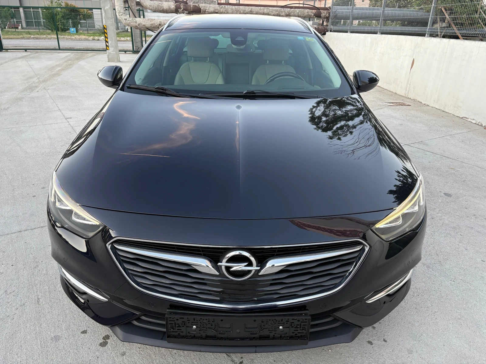 Opel Insignia Exclusive Sport Tourer 2.0CDTI 170kc 126x km!!!, снимка 12 - Автомобили и джипове - 55073088