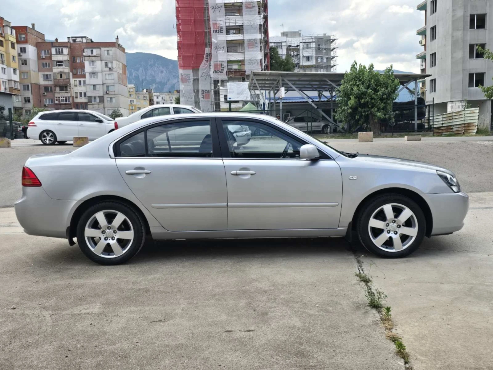 Kia Magentis 2.0CRDI, снимка 6 - Автомобили и джипове - 55140635