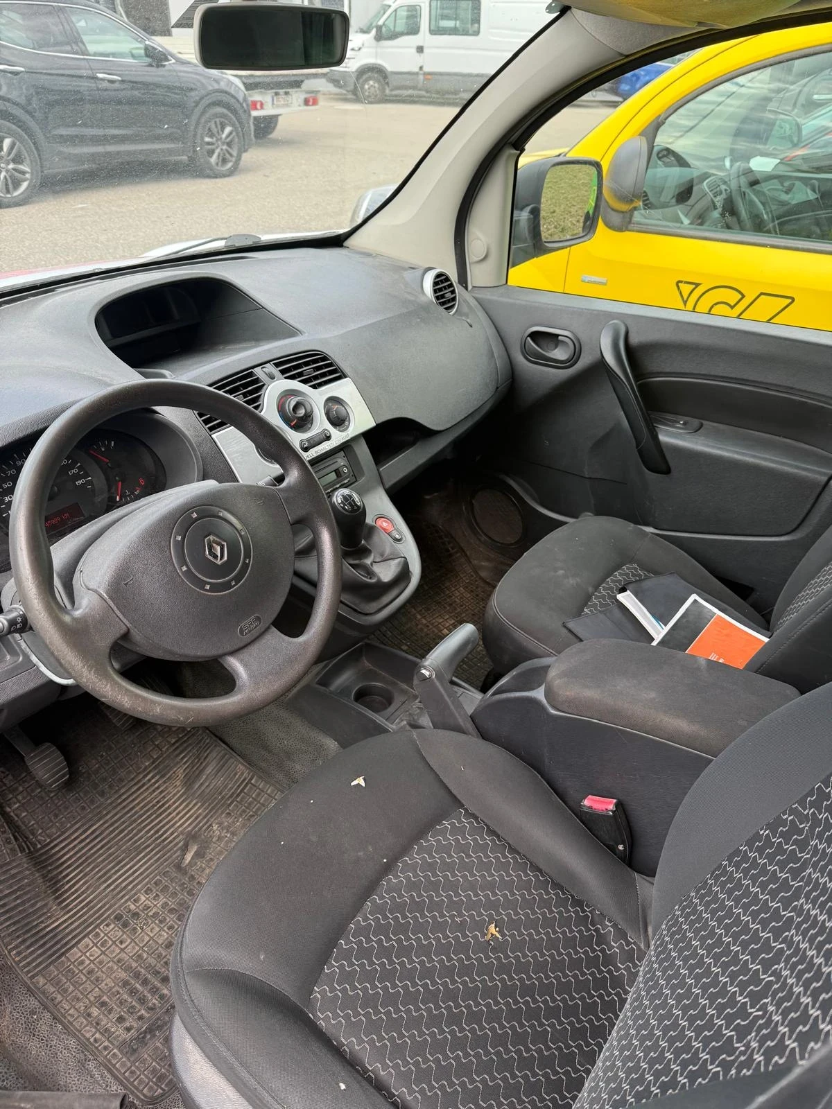 Renault Kangoo, снимка 8 - Автомобили и джипове - 55579662