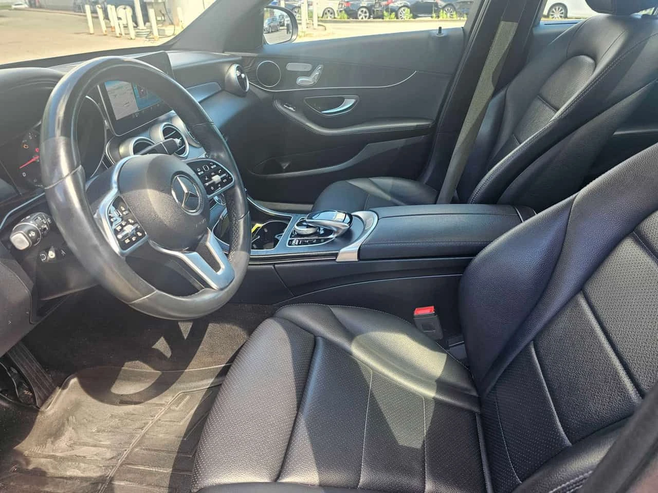 Mercedes-Benz C 300 * АВТОКРЕДИТ БЕЗ ПЪРВОНАЧАЛНА ВНОСКА* , снимка 5 - Автомобили и джипове - 55603352