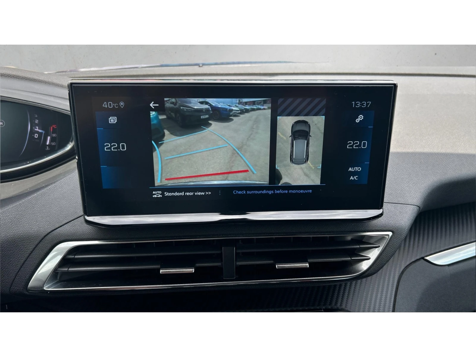 Peugeot 3008 1.5 BlueHDi  Allure Pack EAT8, Месечна вноска от 2, снимка 16 - Автомобили и джипове - 55879845