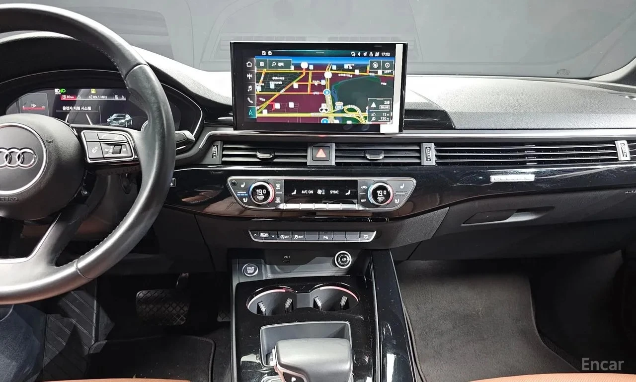 Audi A5 40 TDI Premium Sportback| HUD| ОБДУХ| ПАНО| ПАМЕТ|, снимка 13 - Автомобили и джипове - 56115635