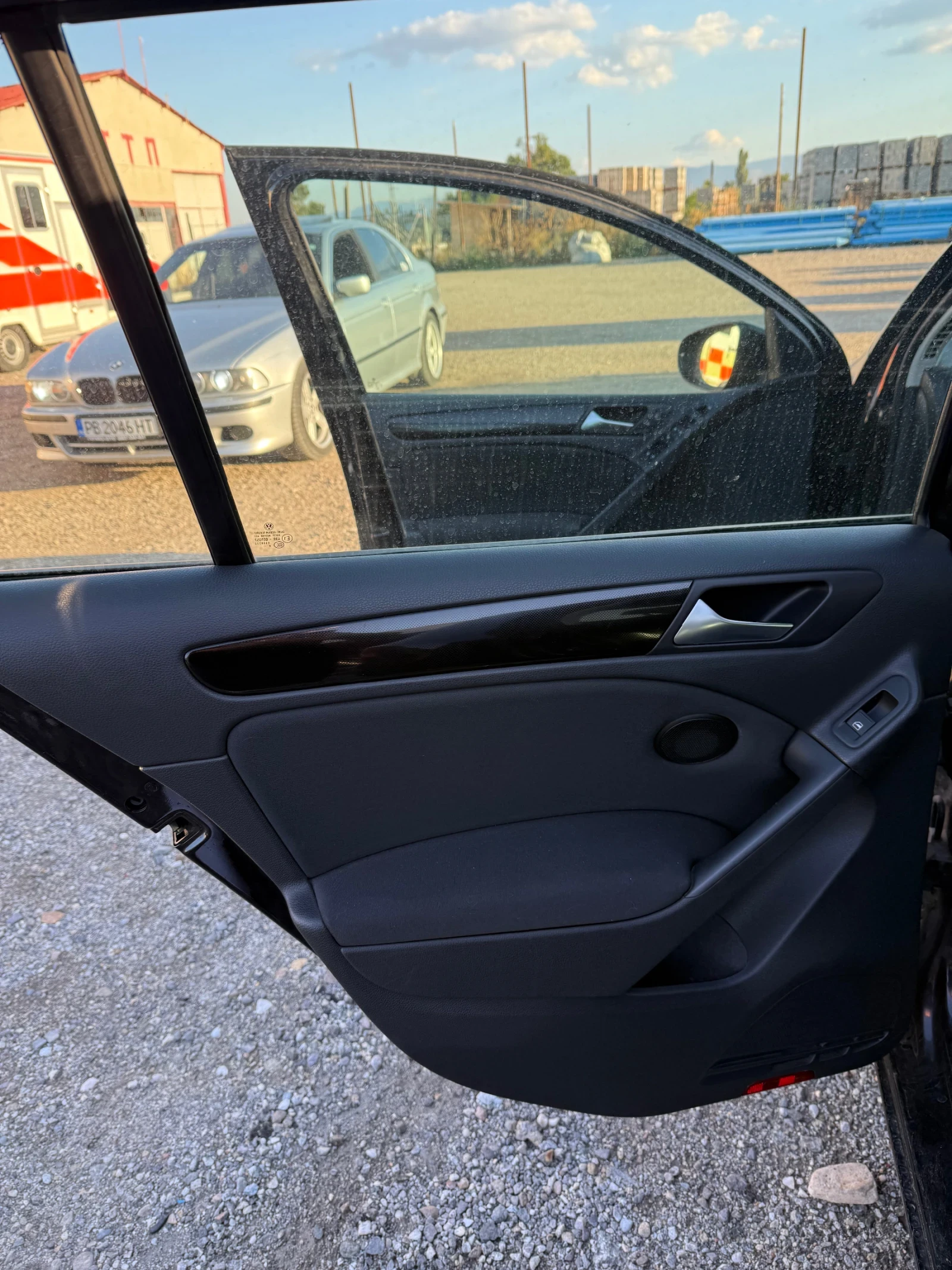 VW Golf VI 2.0TDI 110k.c., снимка 10 - Автомобили и джипове - 56367940
