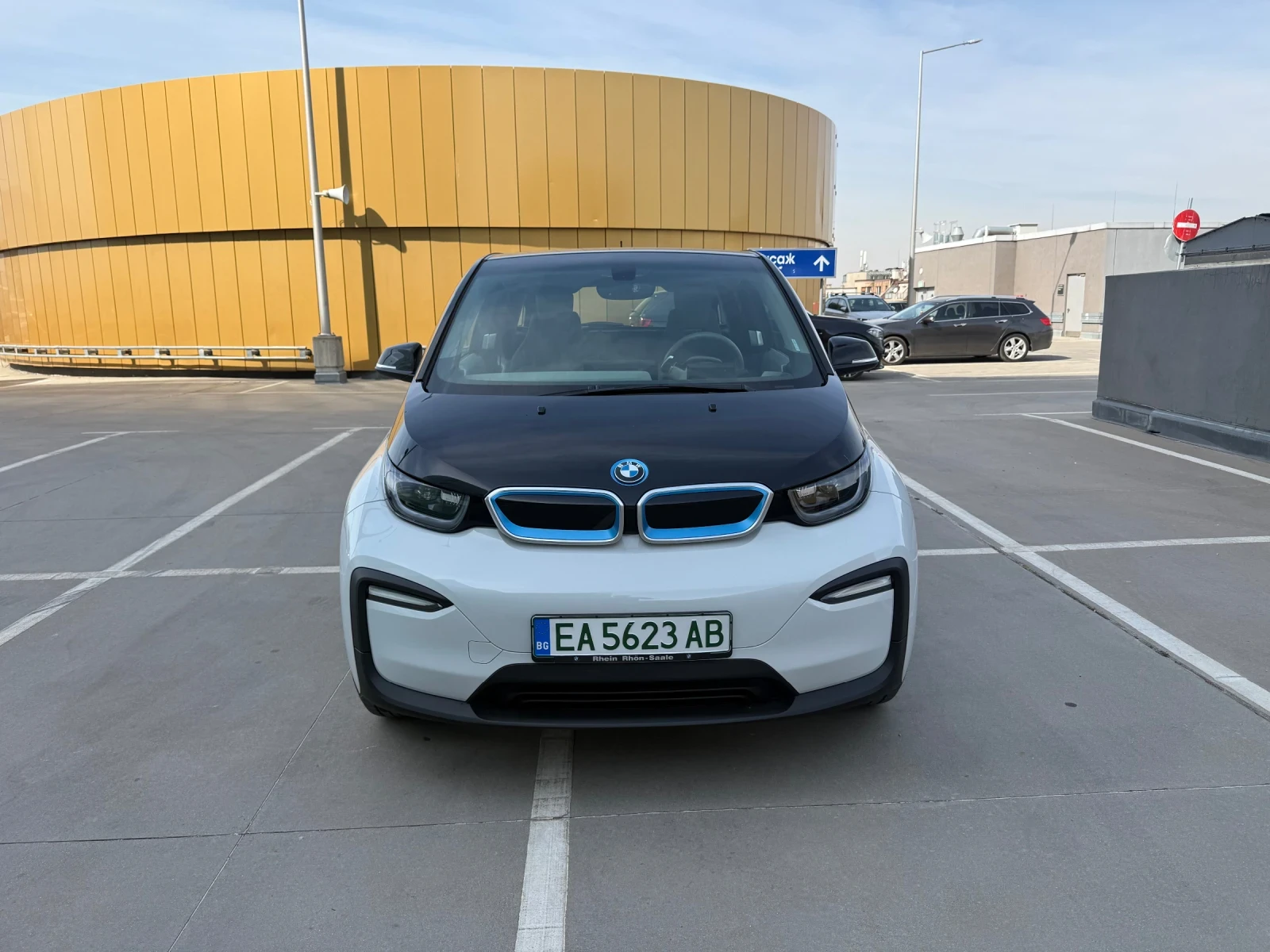 BMW i3 BMW I3/42 kwh/310 km range/33000км
