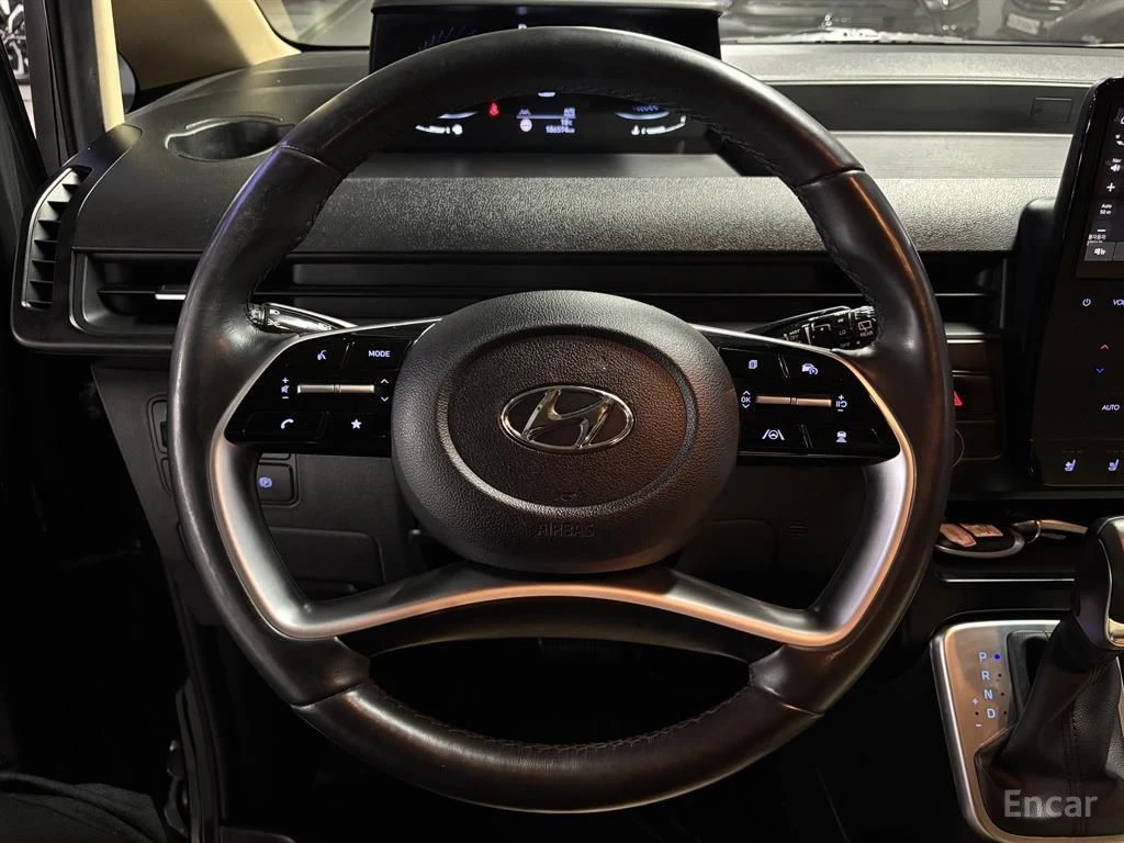 Hyundai Staria * �������* �����������* �������!* ������������! | Mobile.bg � ����������� 15