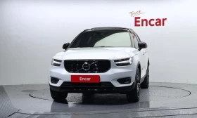 Volvo XC40 B4* R Disign* ПОДГРЕВ ЗАДЕН РЕД* ОБДУХ* FULL* , снимка 1