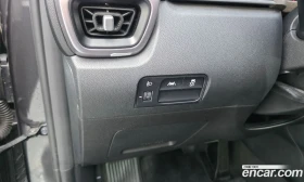 Kia Sorento Diesel 2.2 2WD Trendy, снимка 12