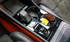 Volvo XC40 B4* R Disign* ПОДГРЕВ ЗАДЕН РЕД* ОБДУХ* FULL*  | Auto.bg — изображение 14