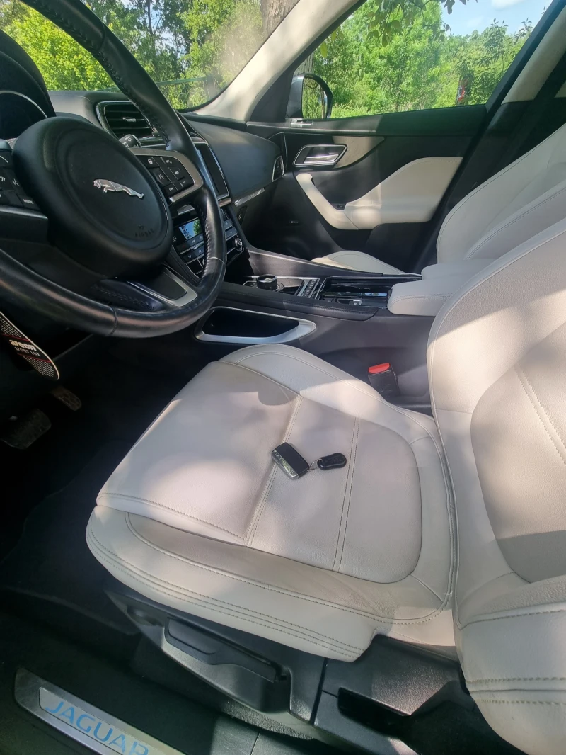 Jaguar F-PACE Jaguar F Pace SUV PRESTIGE 3.0 TD V6 , снимка 10 - Автомобили и джипове - 51783143