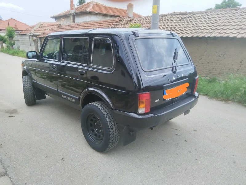 Lada Niva URBAN, снимка 8 - Автомобили и джипове - 52550431