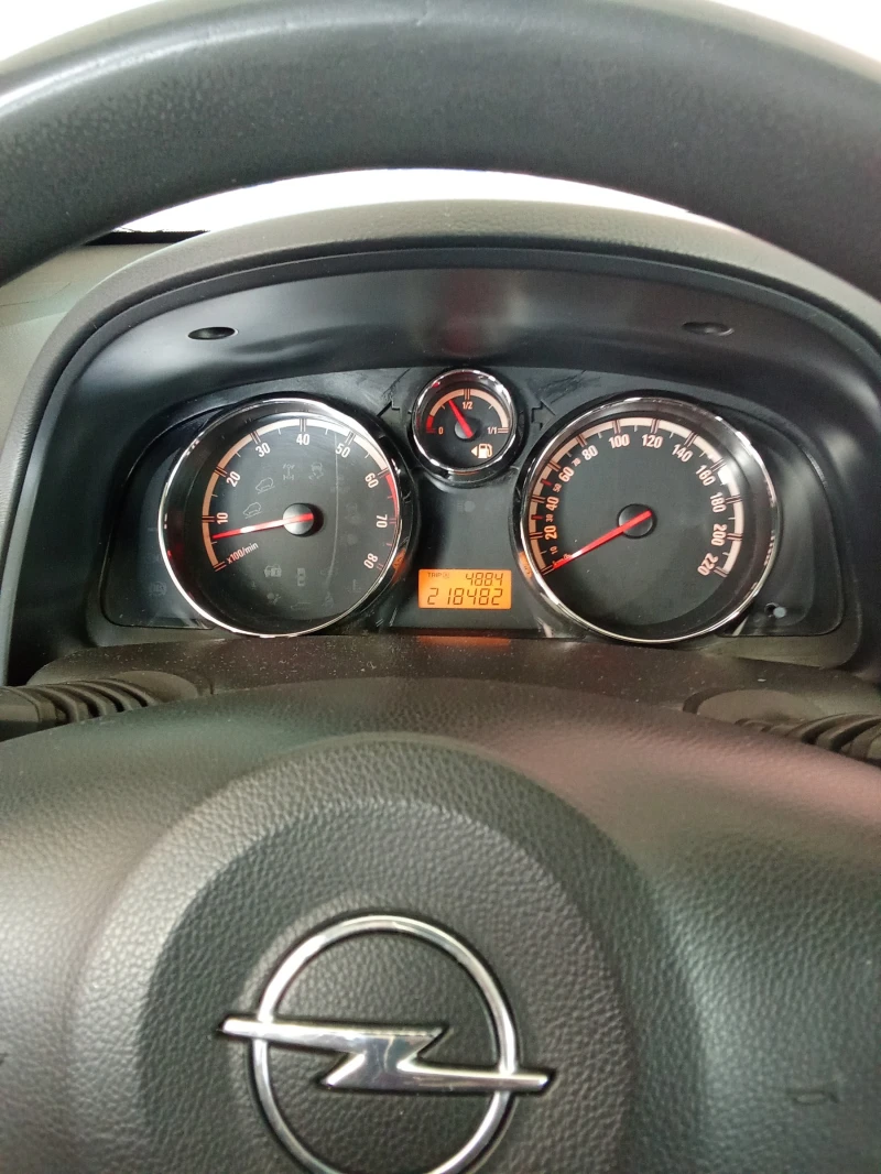 Opel Antara, снимка 4 - Автомобили и джипове - 52585434