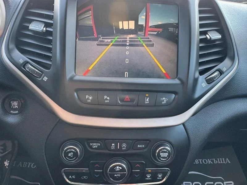 Jeep Cherokee, снимка 7 - Автомобили и джипове - 55829888