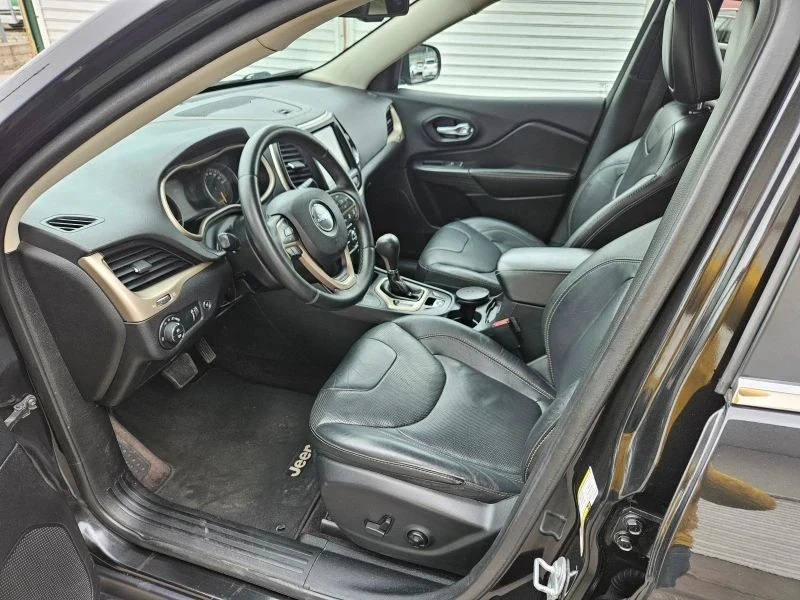 Jeep Cherokee, снимка 2 - Автомобили и джипове - 55829888