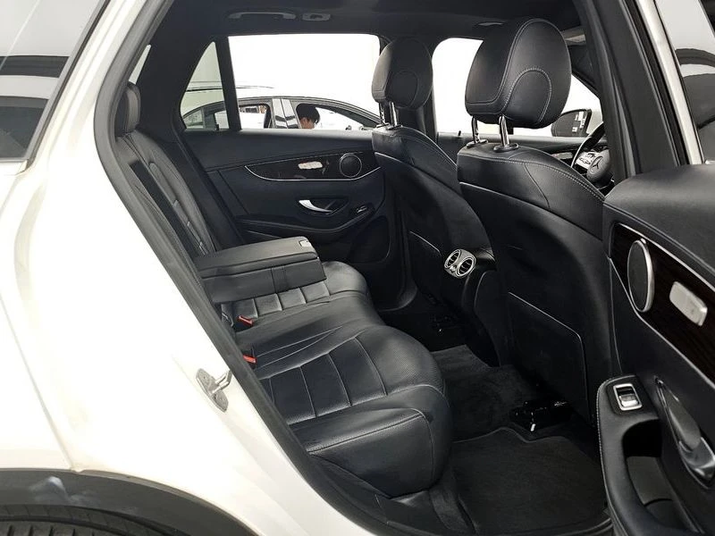 Mercedes-Benz GLC GLC300 4MATIC| 255к.с., снимка 12 - Автомобили и джипове - 56004179